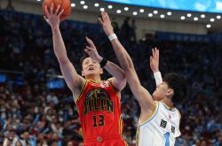 赛地聚焦——CBA常规赛赛后热度飙升；北京首钢状态回暖；压力陡增；细节决定成败的简单介绍九游下载