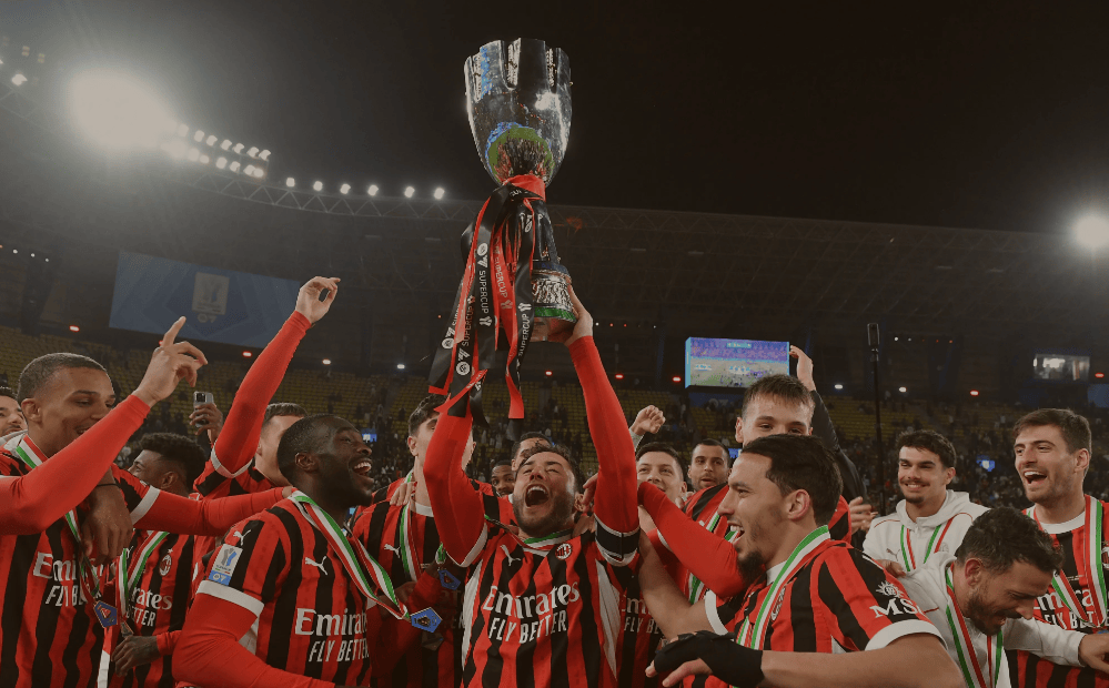 包含国际比赛日意大利杯焦点战,菲尼克斯太阳单刀错失,球迷炸锅,高层口径保持一致的词条 包含国际比赛日意大利杯焦点战,菲尼克斯太阳单刀错失,球迷炸锅,高层口径保持一致的词条