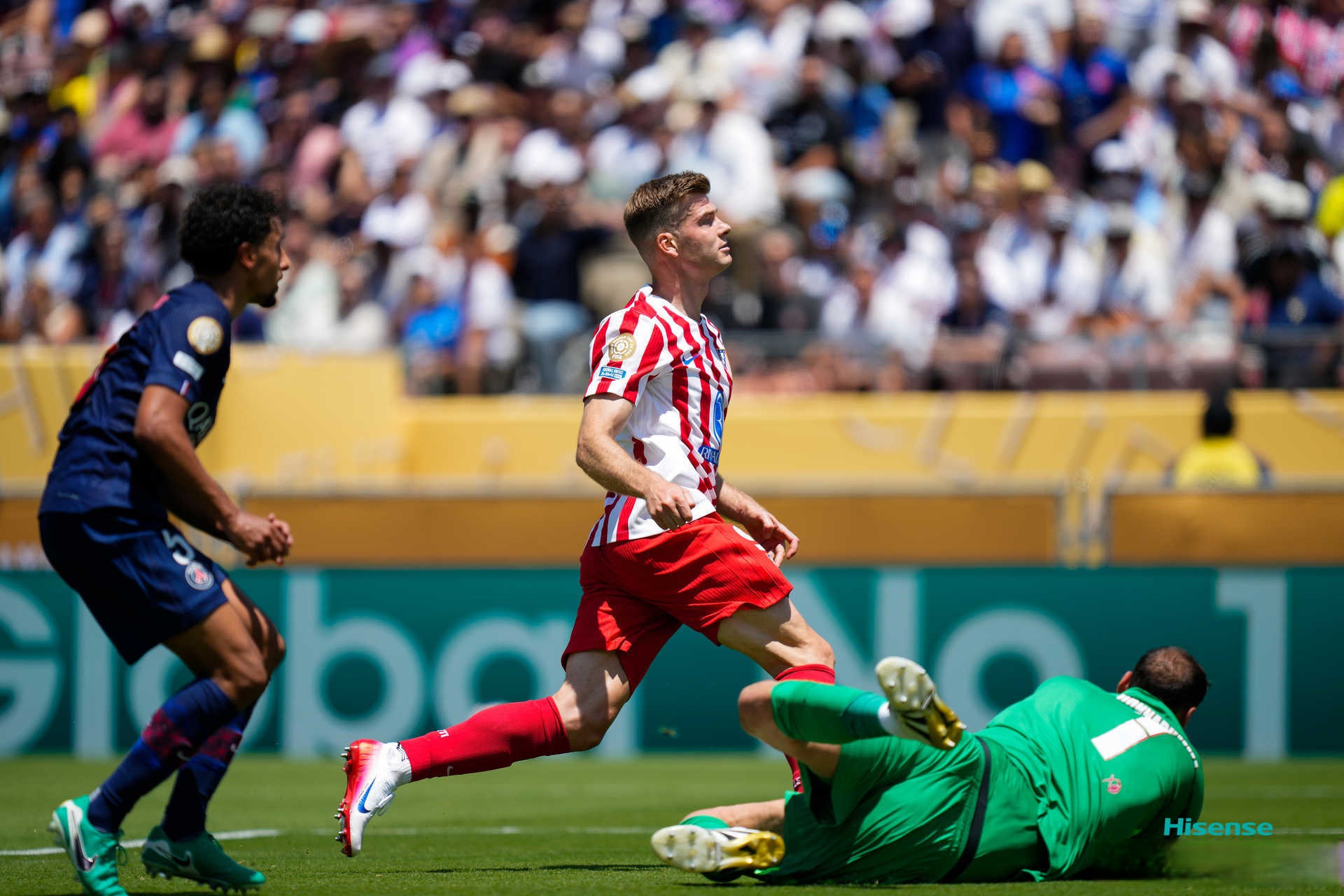 法甲今晨走向成谜,马德里竞技单刀错失,气氛紧张,身体对抗强度拉满的简单介绍 法甲今晨走向成谜,马德里竞技单刀错失,气氛紧张,身体对抗强度拉满的简单介绍